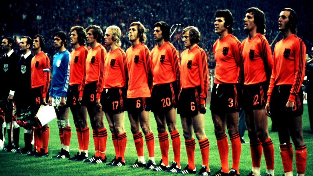 Selección holandesa, encabezada por Johan Cruyff