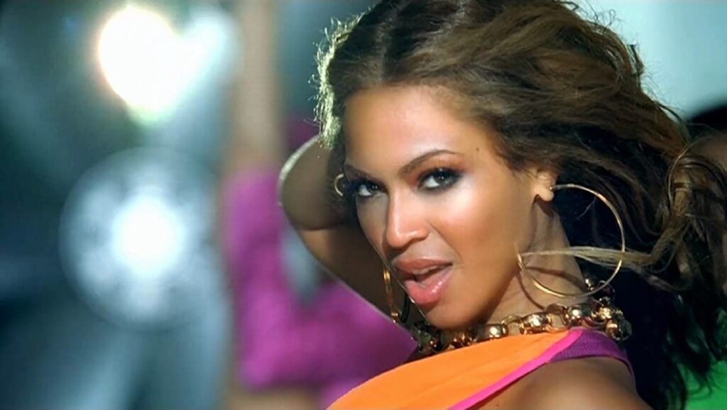 Beyoncé en el videoclip de "Crazy In Love"