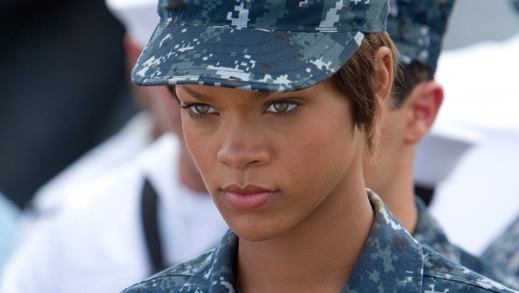 Rihanna en la película "Battleship"