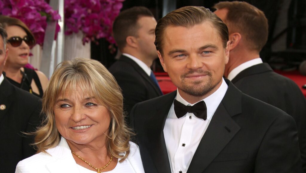 Leonardo DiCaprio con su madre