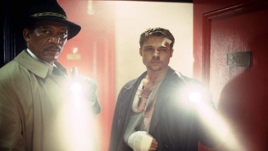 Morgan Freeman y Brad Pitt en "Seven"