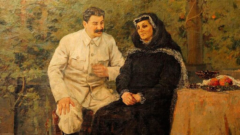 Iósif Stalin con su madre