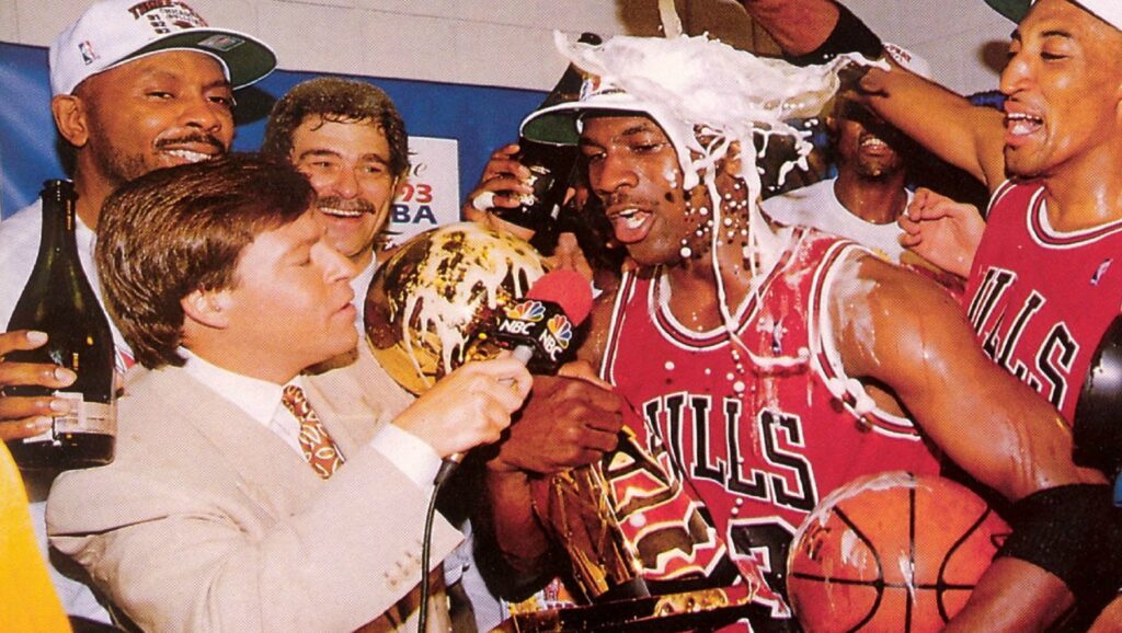 Michael Jordan celebrando título de la NBA