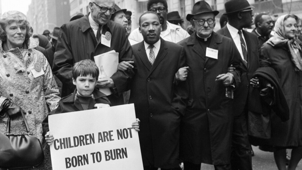 Martin Luther King durante una marcha