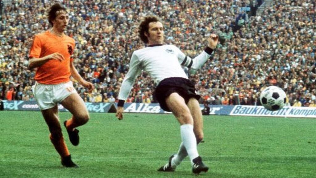 Johan Cruyff con la selección holandesa en la final del Mundial de Alemania 1974