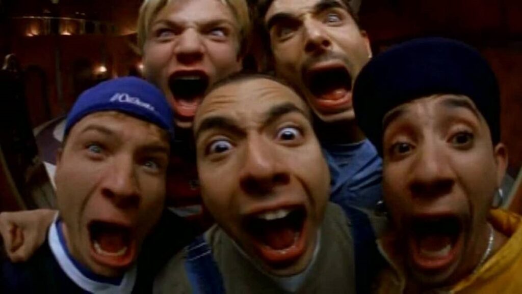 Backstreet Boys gritando en el video "Everybody"