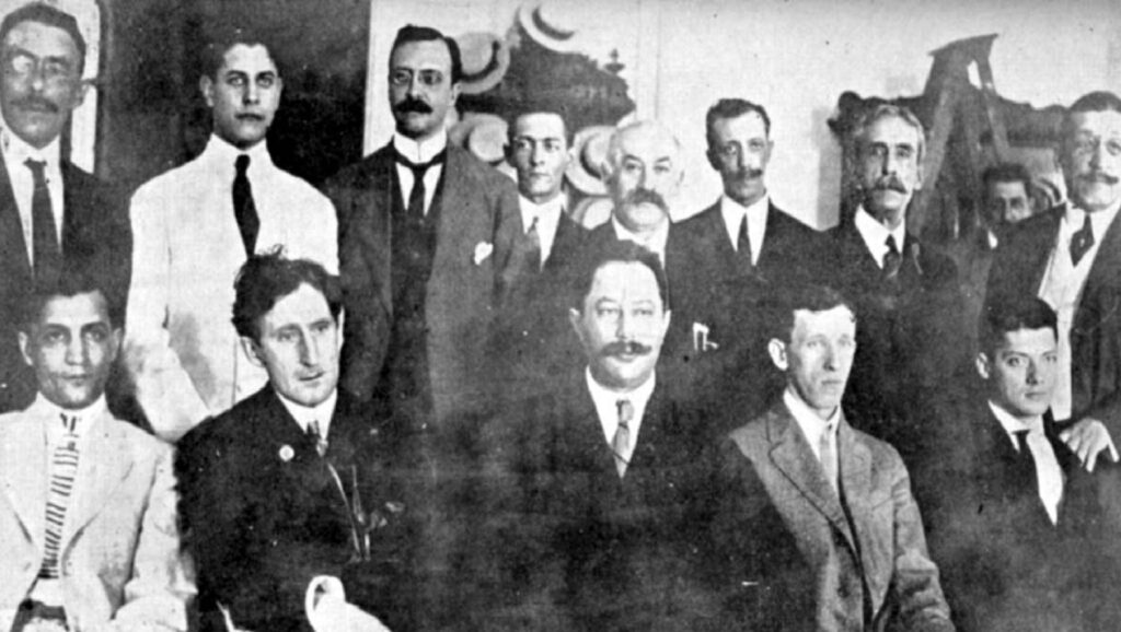 Jugadores del torneo de ajedrez "La Habana" de 1913, incluido José Raúl Capablanca