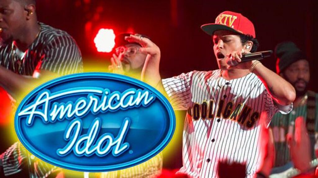 Bruno Mars con cartel de American Idol