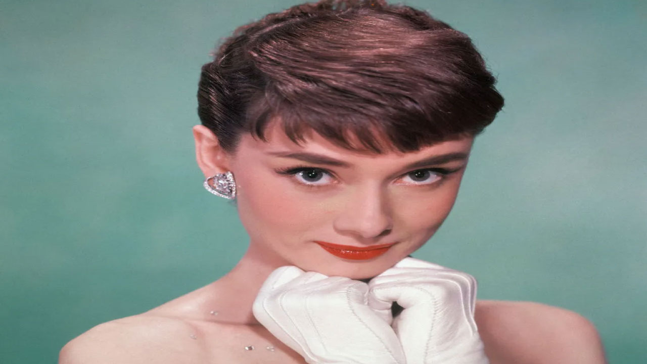 Audrey Hepburn: Belleza, elegancia y talento en el cine